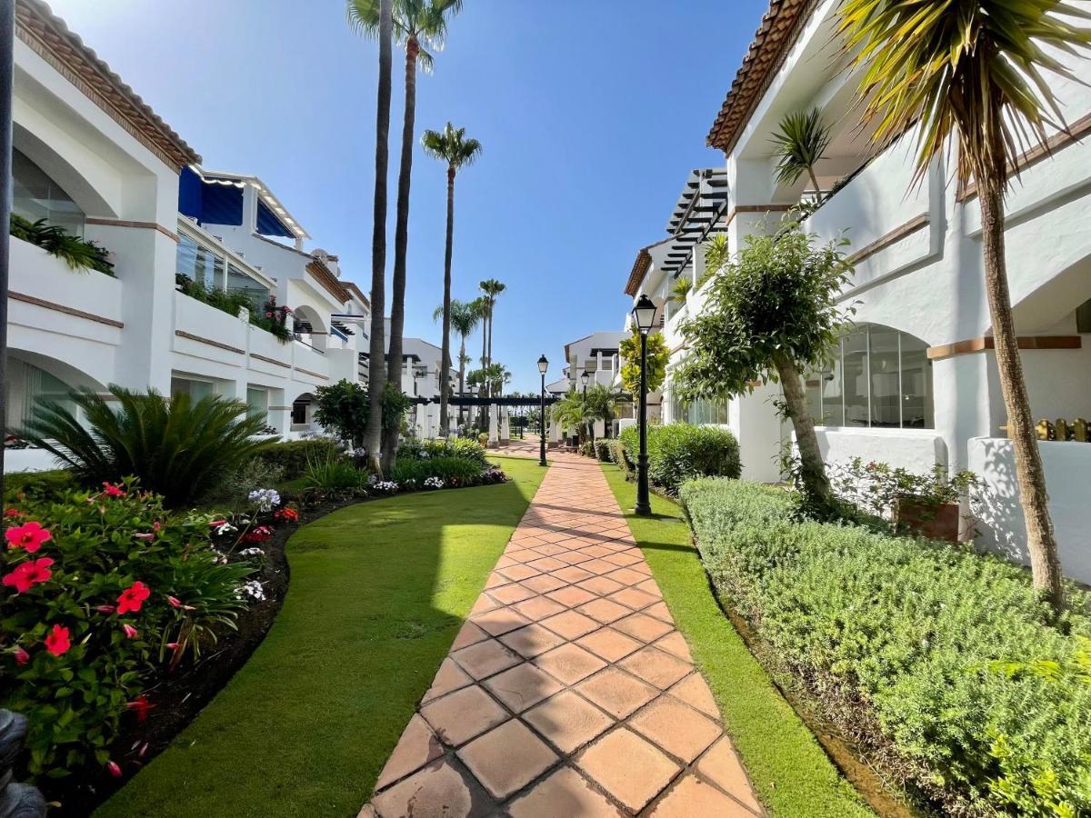 מארבלה Solguest Apt A 7 Minutos De Puerto Banus 1ª Linea Playa!!! מראה חיצוני תמונה