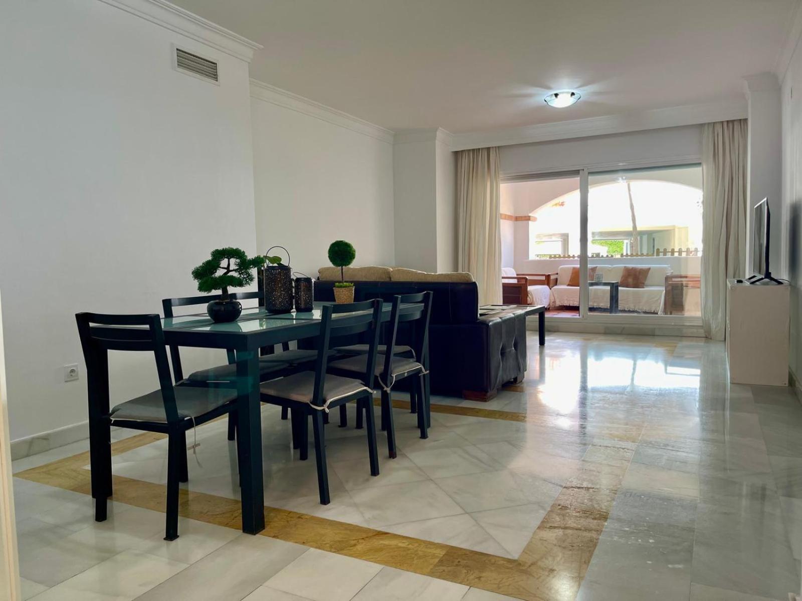 מארבלה Solguest Apt A 7 Minutos De Puerto Banus 1ª Linea Playa!!! מראה חיצוני תמונה