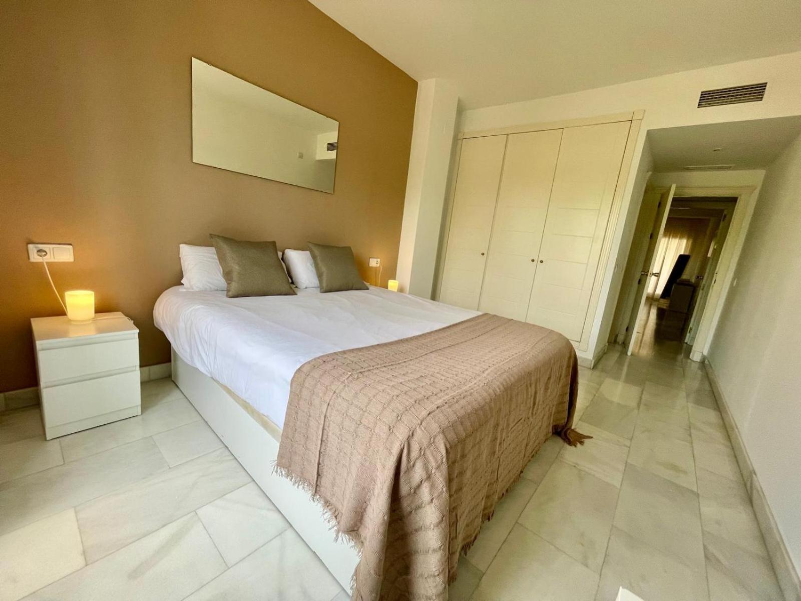 מארבלה Solguest Apt A 7 Minutos De Puerto Banus 1ª Linea Playa!!! מראה חיצוני תמונה